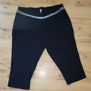 Athletic/Casual Capri SZ 18/20